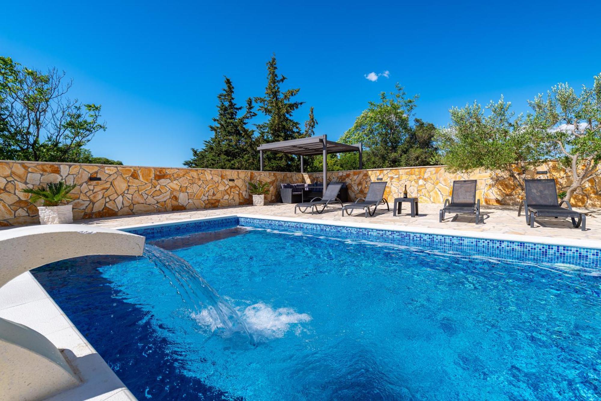 My Dalmatia - Holiday Home Maria With Private Swimming Pool Kakma Exteriér fotografie